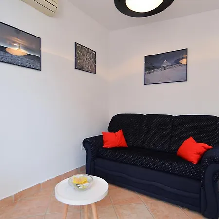 Nyaraló House Kristina 1203